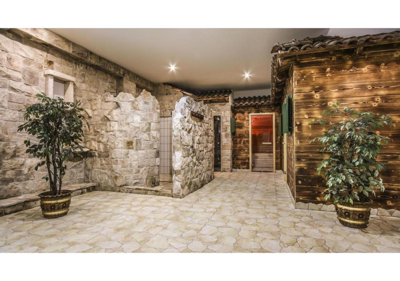 Apartma Thermos Krapinske Toplice Bagian luar foto